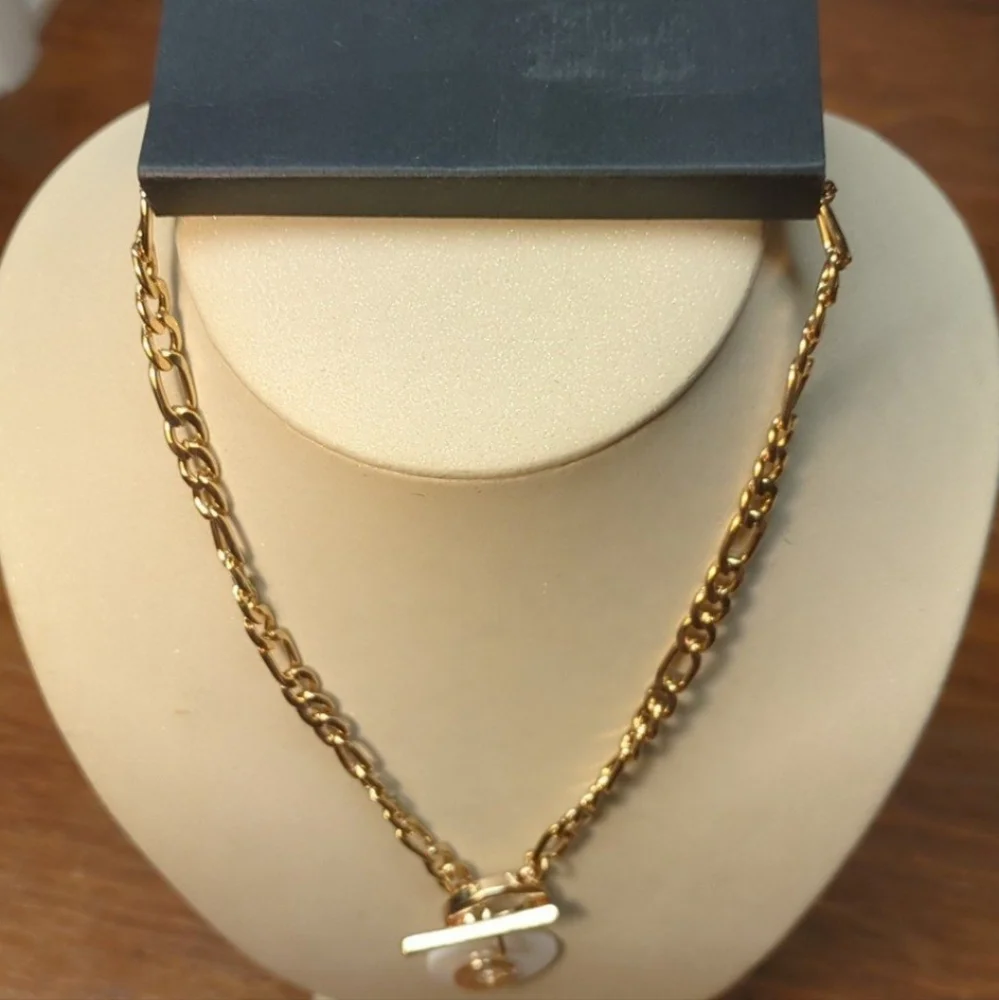 Initial C Heart Necklace AND Earring matching set Ava & Aiden Gold Tone NWT - Picture 6 of 10